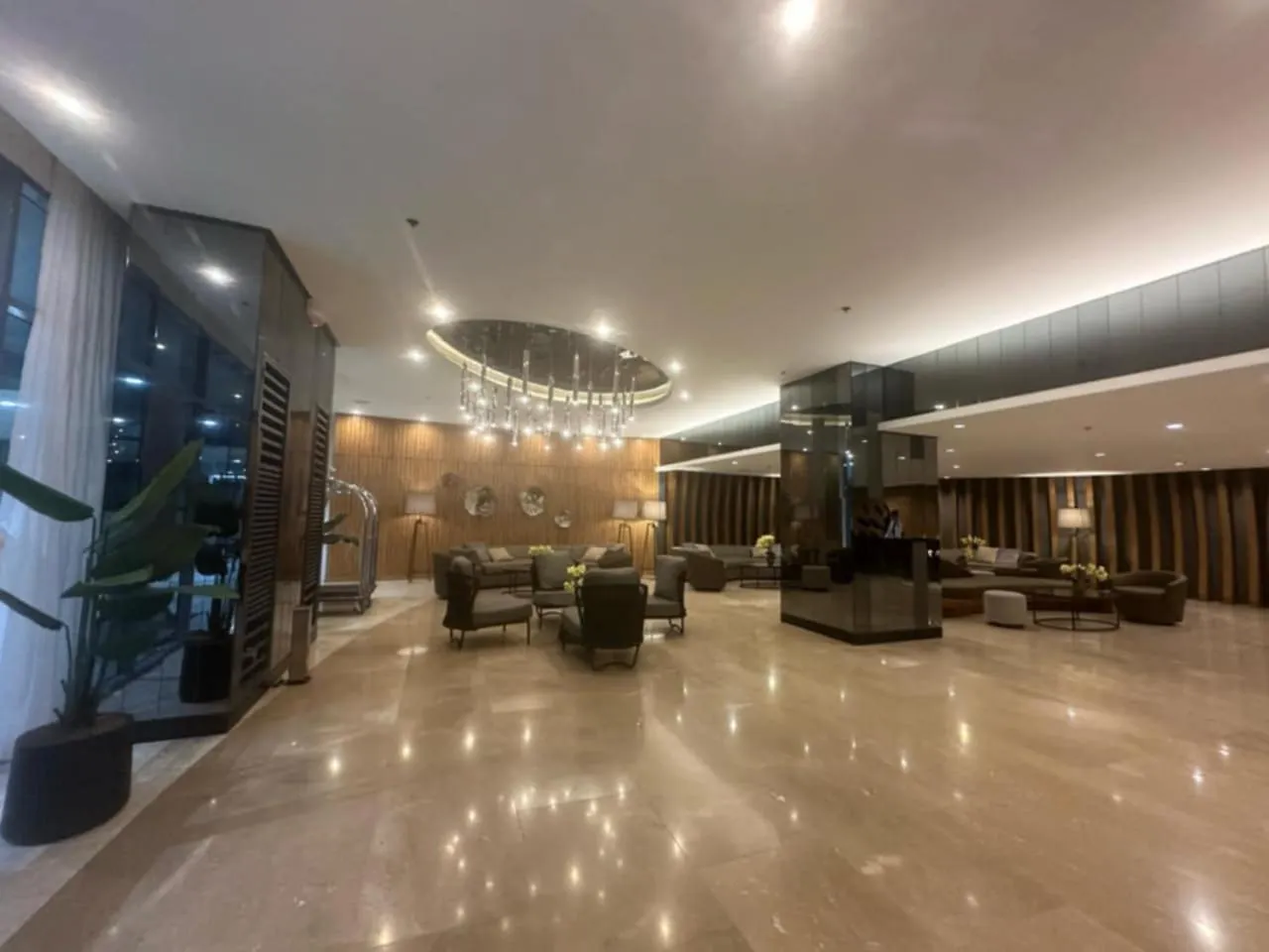 Shore 2 Residence Condo Staycation Manila
